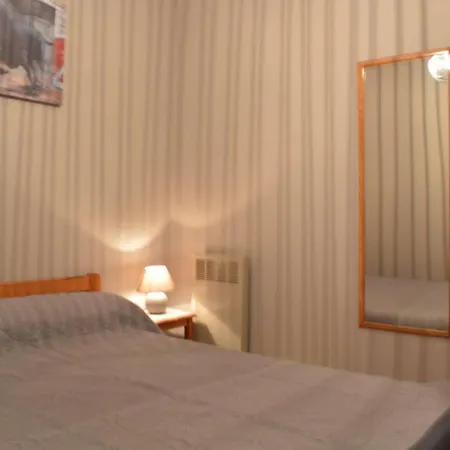 Apartment Climatise Avec Piscine, Proche Et Centre, Parking Prive - 4 Couchages - Fr-1-250-146