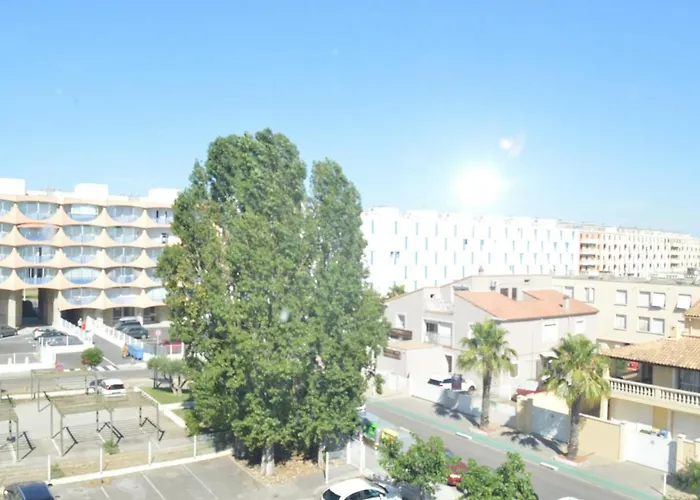 Climatise Avec Piscine, Proche Et Centre, Parking Prive - 4 Couchages - Fr-1-250-146 * Le Grau-du-Roi